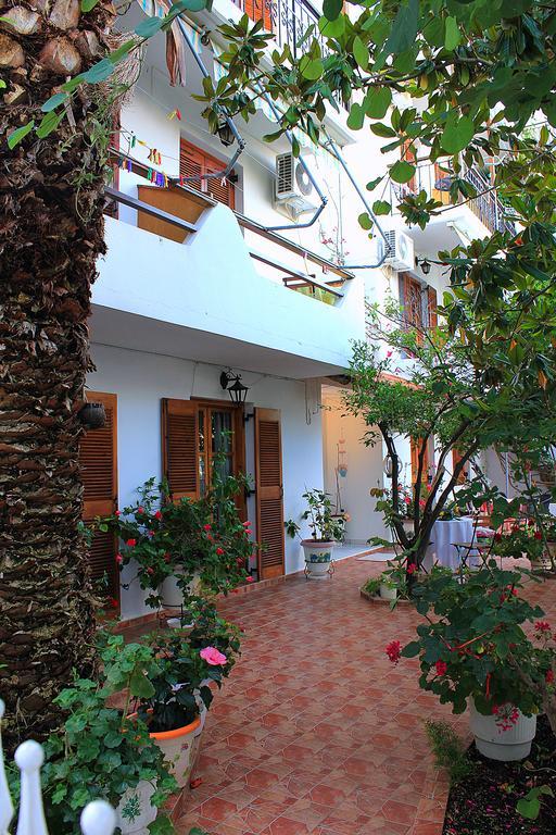 Vaya Zorba Studios Skiathos-Stadt Exterior foto